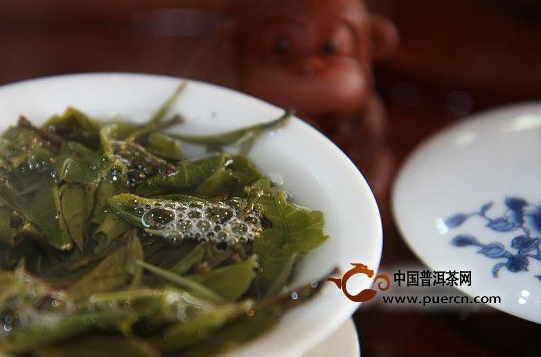 茶葉“泡沫”有益無(wú)害，不要掉進(jìn)誤區(qū)